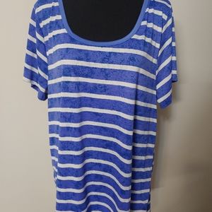 LulaRoe Classic T